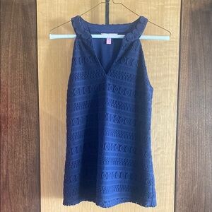 Navy Sleeveless lace top with lining! Classic summer top. Excellent condition